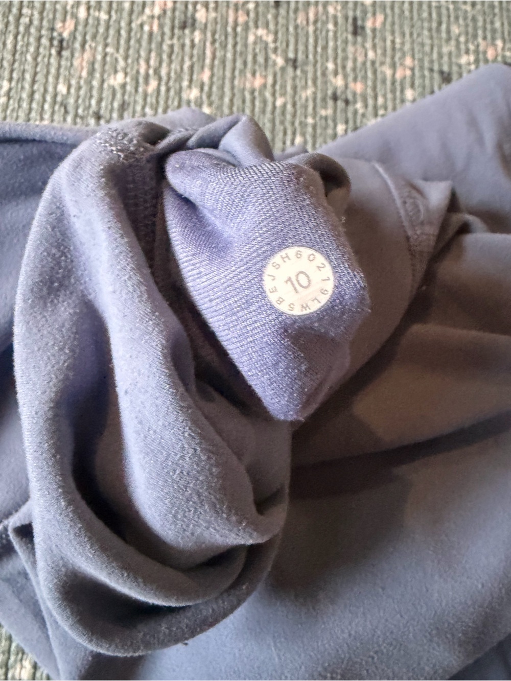 Lululemon Align Pant 25"
Oasis Blue Size 10 - Picture 8 of 8